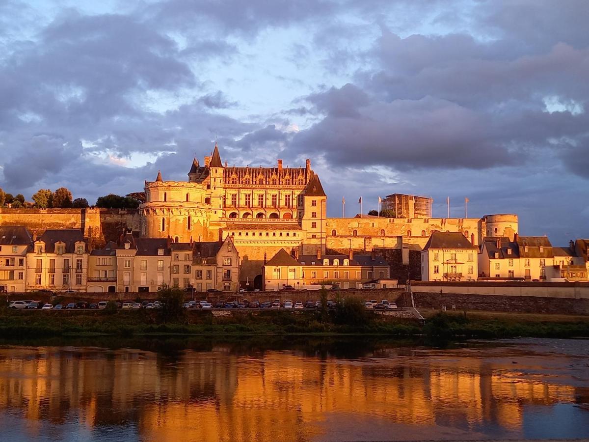 La Petite Lucette Amboise Exterior photo