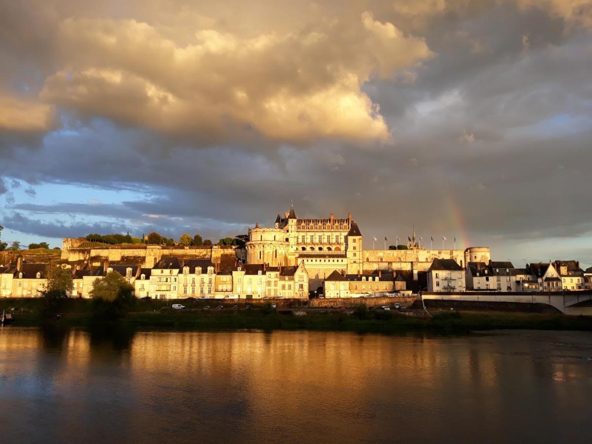 La Petite Lucette Amboise Exterior photo